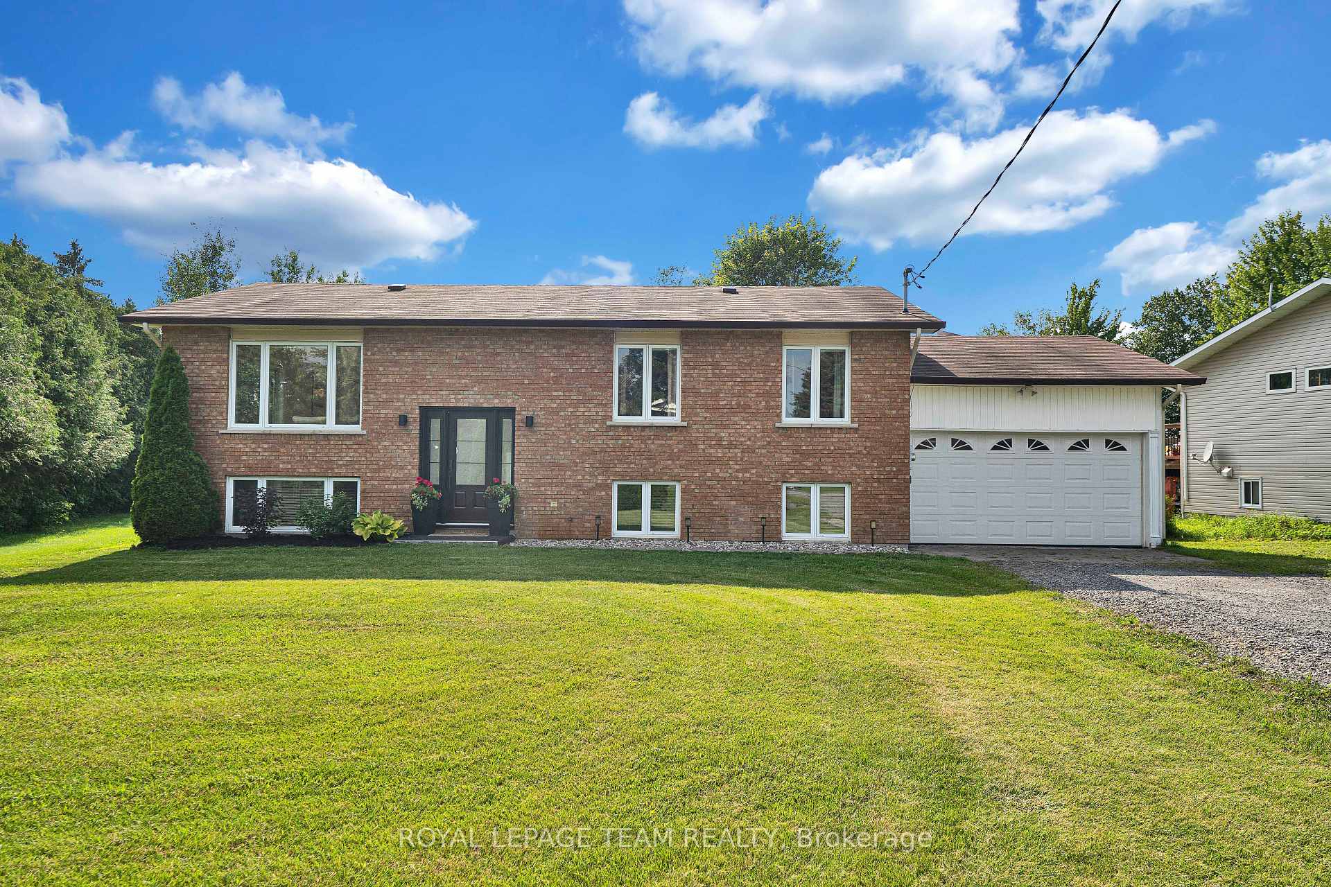 Photo 1 of 2584 Stagecoach Road, Ottawa, Osgoode Twp North of Reg Rd 6 — HOMEH