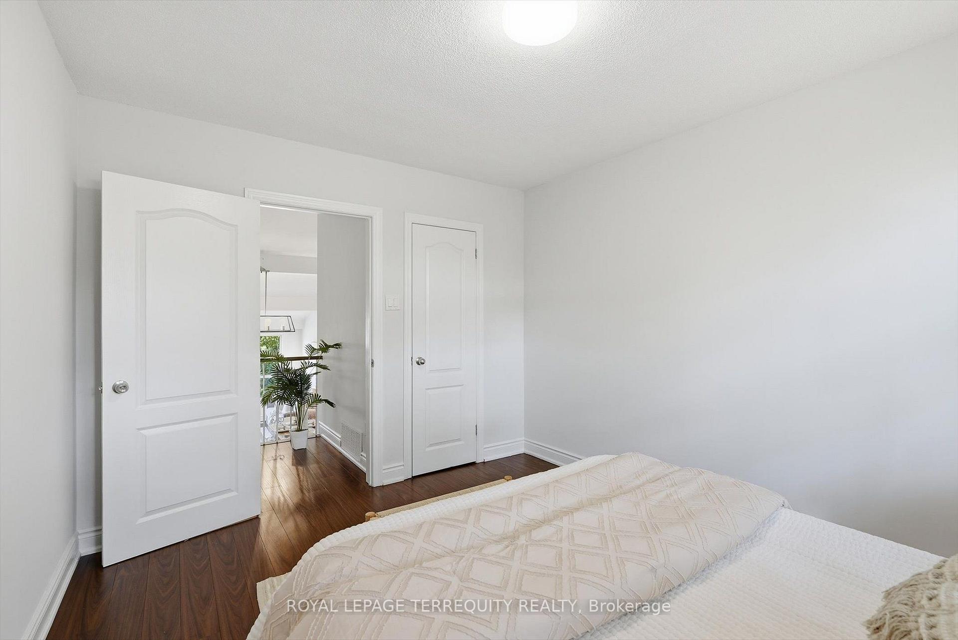 Photo 23 of 89 Benjamin Boulevard, Scarborough, Kennedy Park — HOMEH