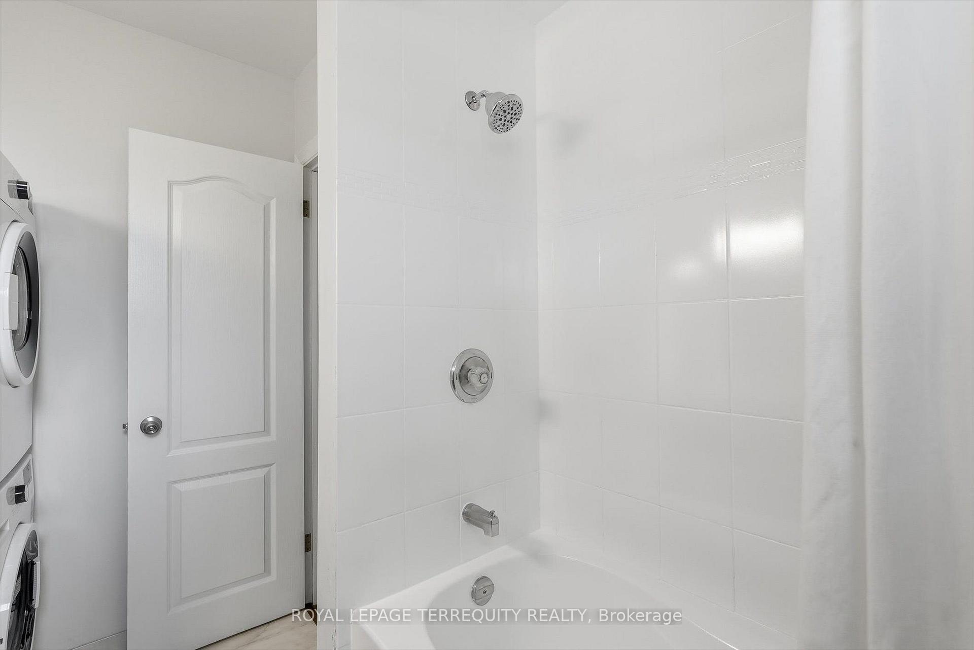 Photo 25 of 89 Benjamin Boulevard, Scarborough, Kennedy Park — HOMEH