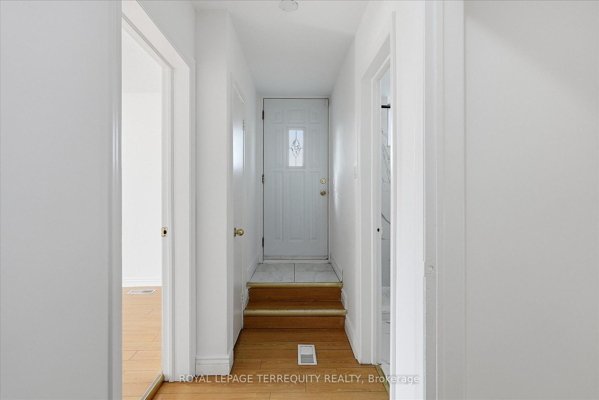 Photo 31 of 89 Benjamin Boulevard, Scarborough, Kennedy Park — HOMEH