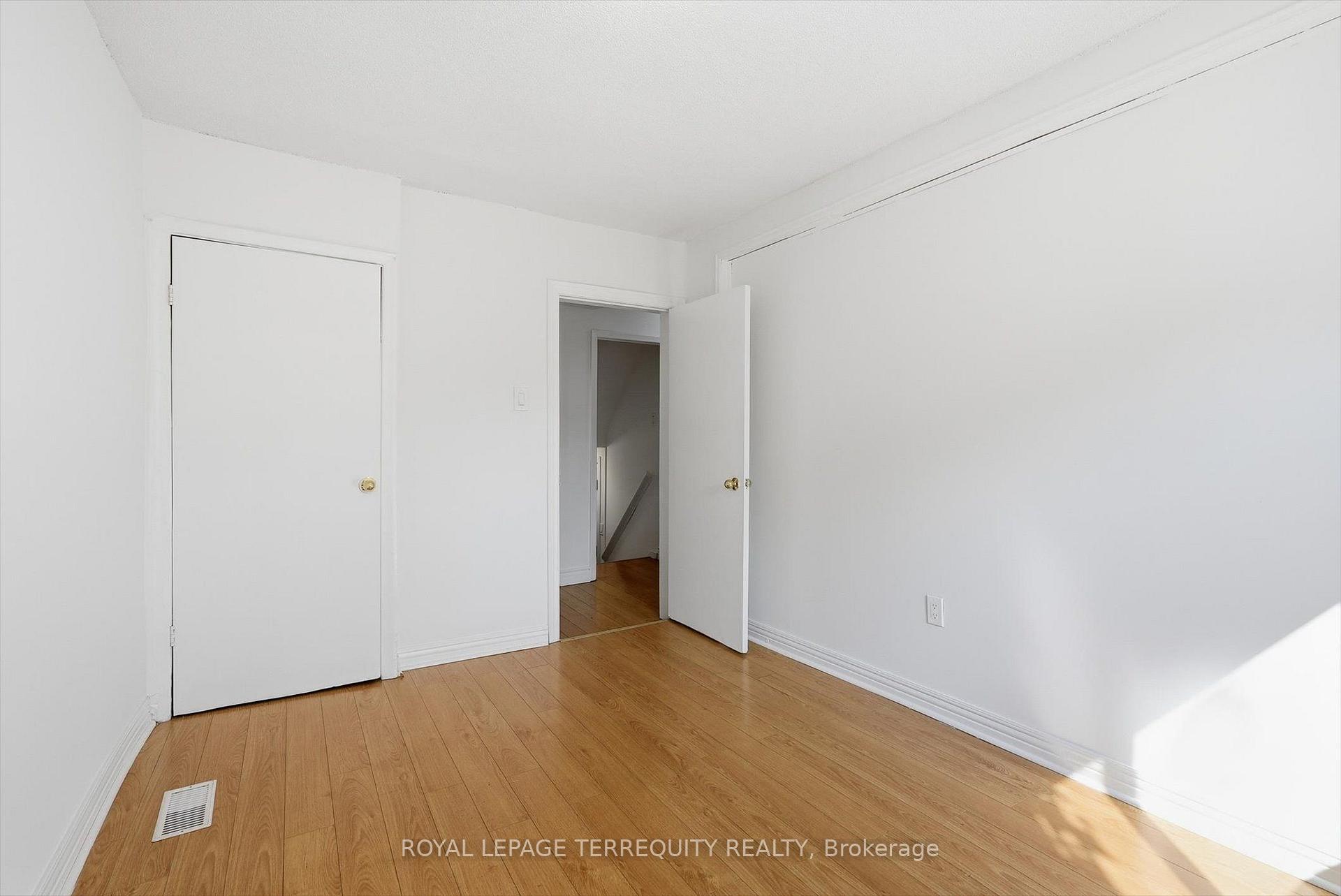 Photo 39 of 89 Benjamin Boulevard, Scarborough, Kennedy Park — HOMEH