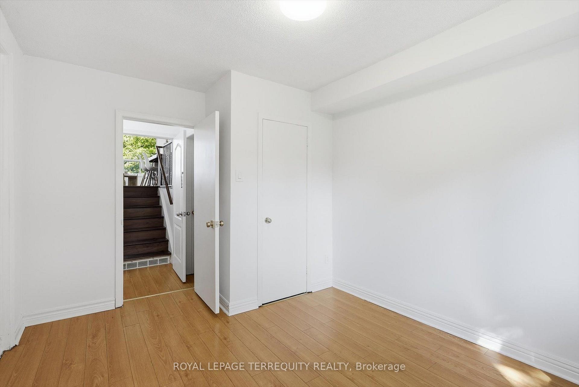 Photo 42 of 89 Benjamin Boulevard, Scarborough, Kennedy Park — HOMEH