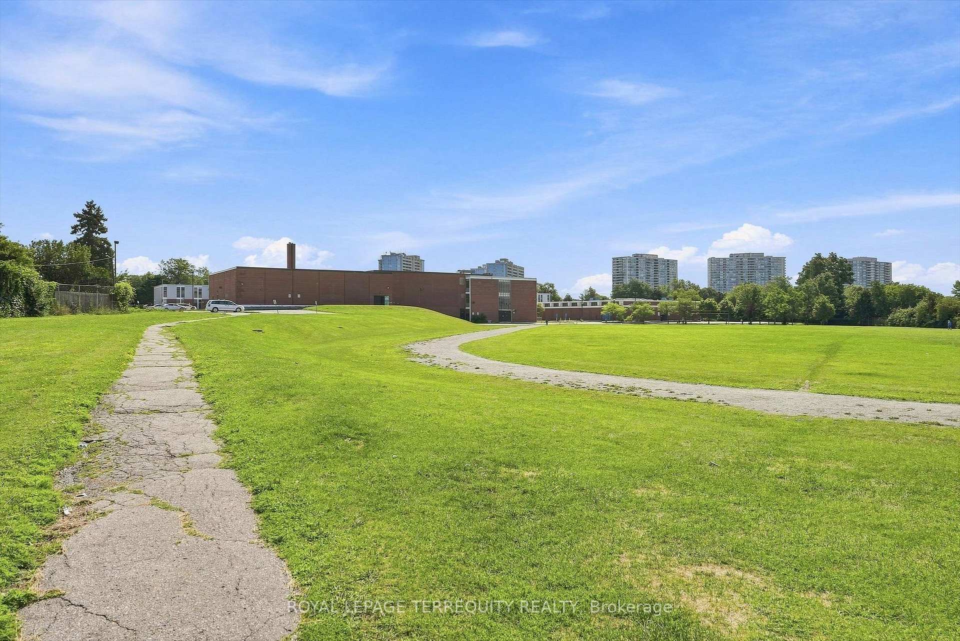 Photo 50 of 89 Benjamin Boulevard, Scarborough, Kennedy Park — HOMEH