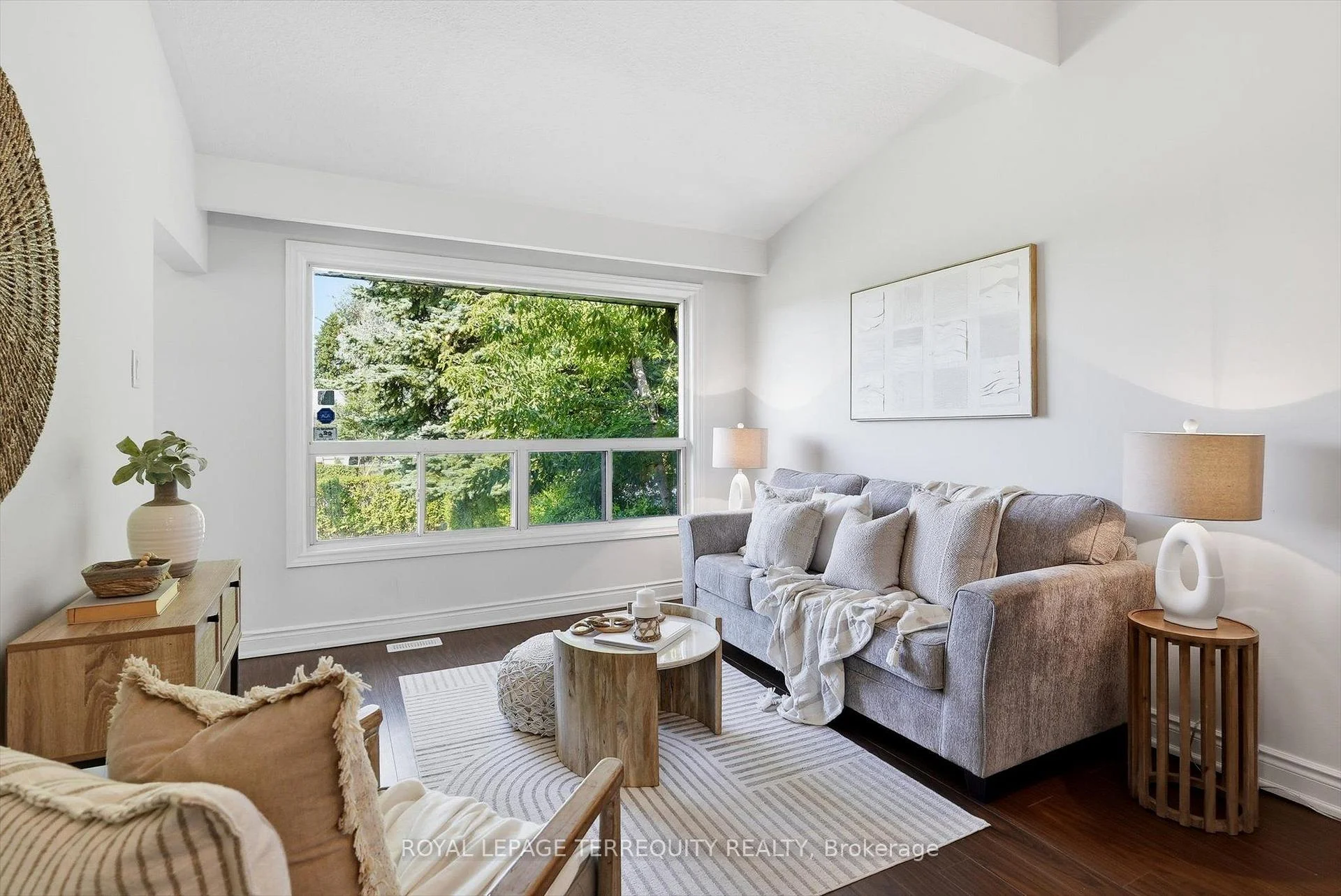 Photo 11 of 89 Benjamin Boulevard, Scarborough, Kennedy Park — HOMEH