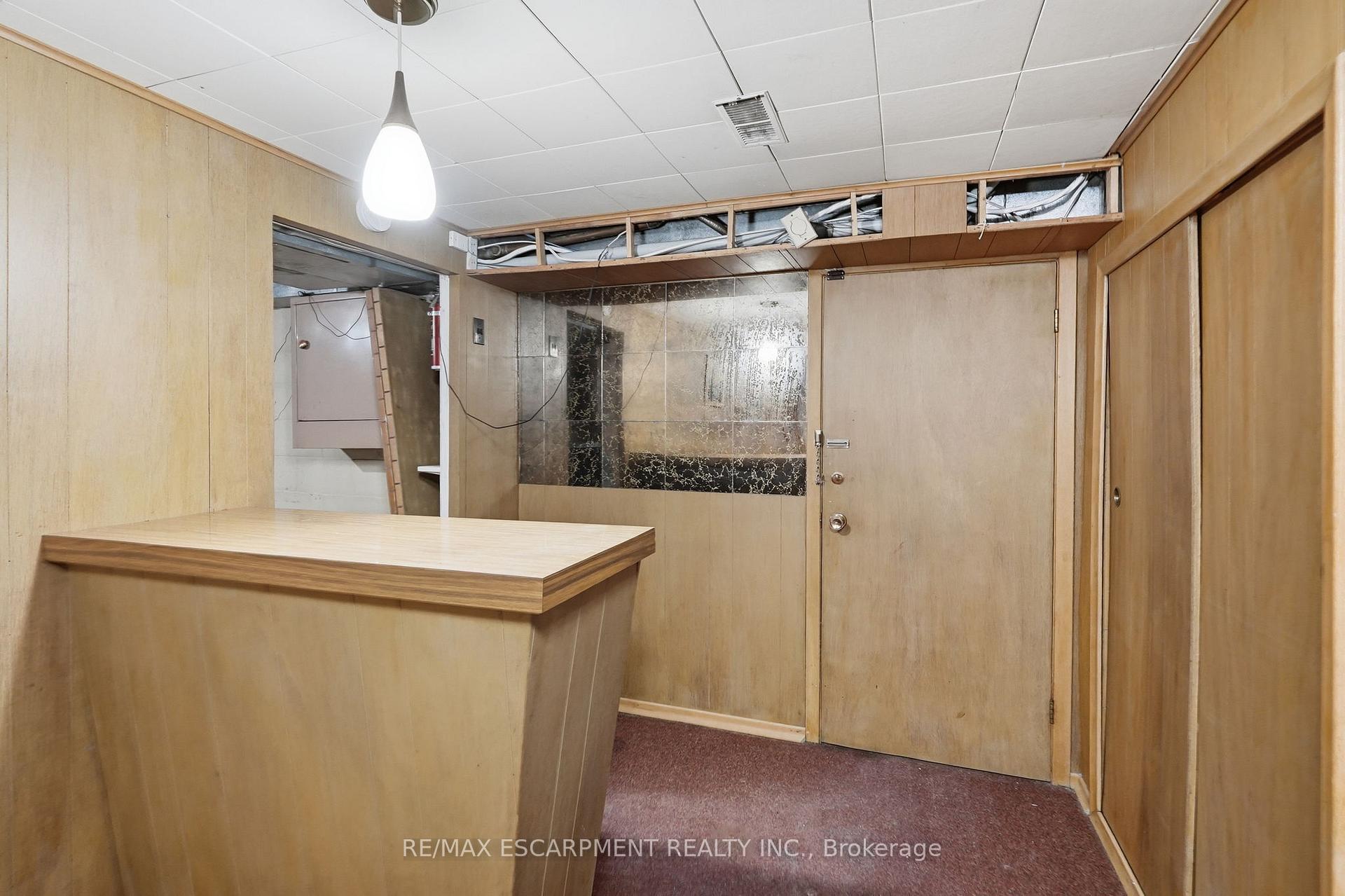 Photo 21 of 44 McDonald Court, Hamilton, Waterdown — HOMEH