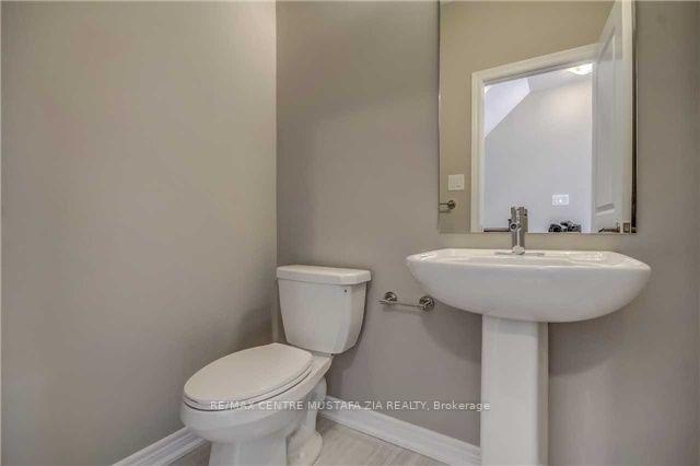 Photo 9 of 3106 Postridge Drive, Oakville, Joshua Meadows — HOMEH