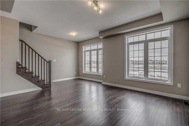 Photo 10 of 3106 Postridge Drive, Oakville, Joshua Meadows — HOMEH