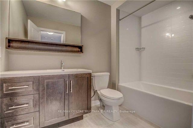 Photo 13 of 3106 Postridge Drive, Oakville, Joshua Meadows — HOMEH