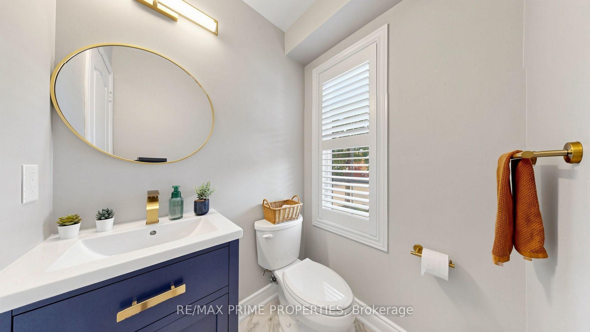 Photo 16 of 499 White's Hill Avenue, Markham, Cornell — HOMEH