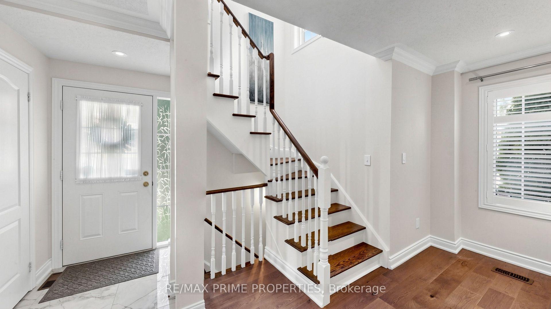 Photo 18 of 499 White's Hill Avenue, Markham, Cornell — HOMEH