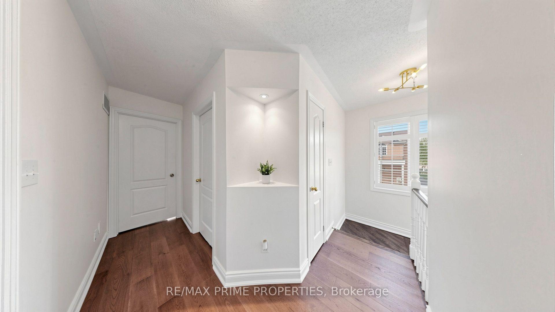 Photo 19 of 499 White's Hill Avenue, Markham, Cornell — HOMEH