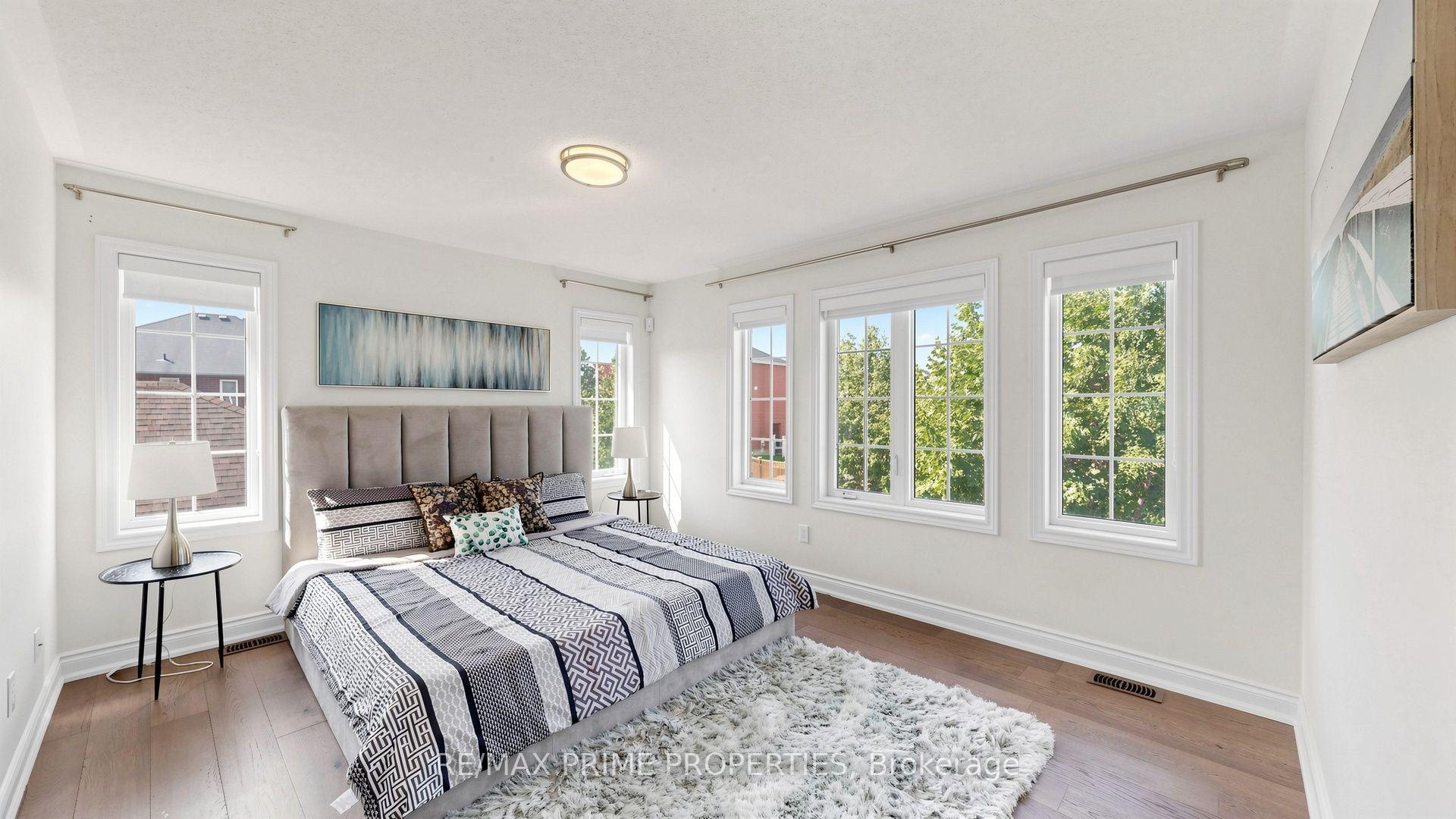 Photo 20 of 499 White's Hill Avenue, Markham, Cornell — HOMEH