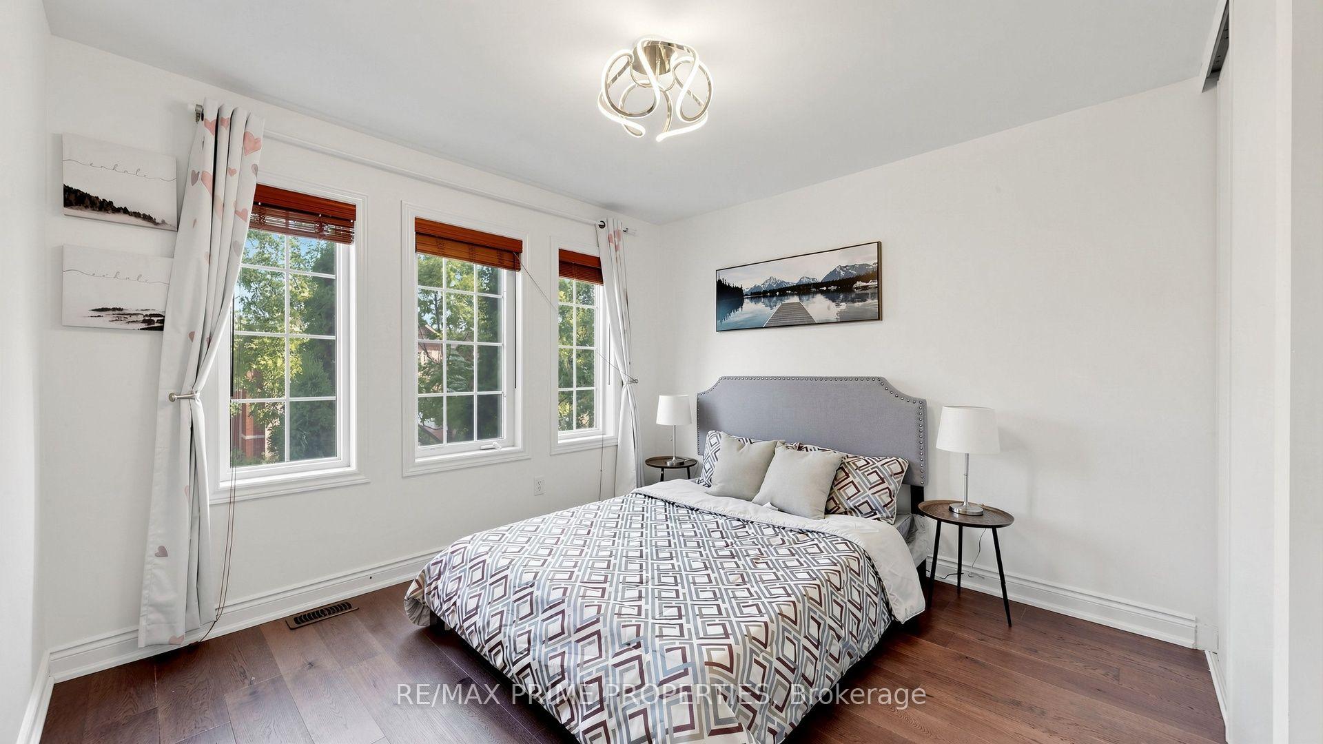 Photo 25 of 499 White's Hill Avenue, Markham, Cornell — HOMEH