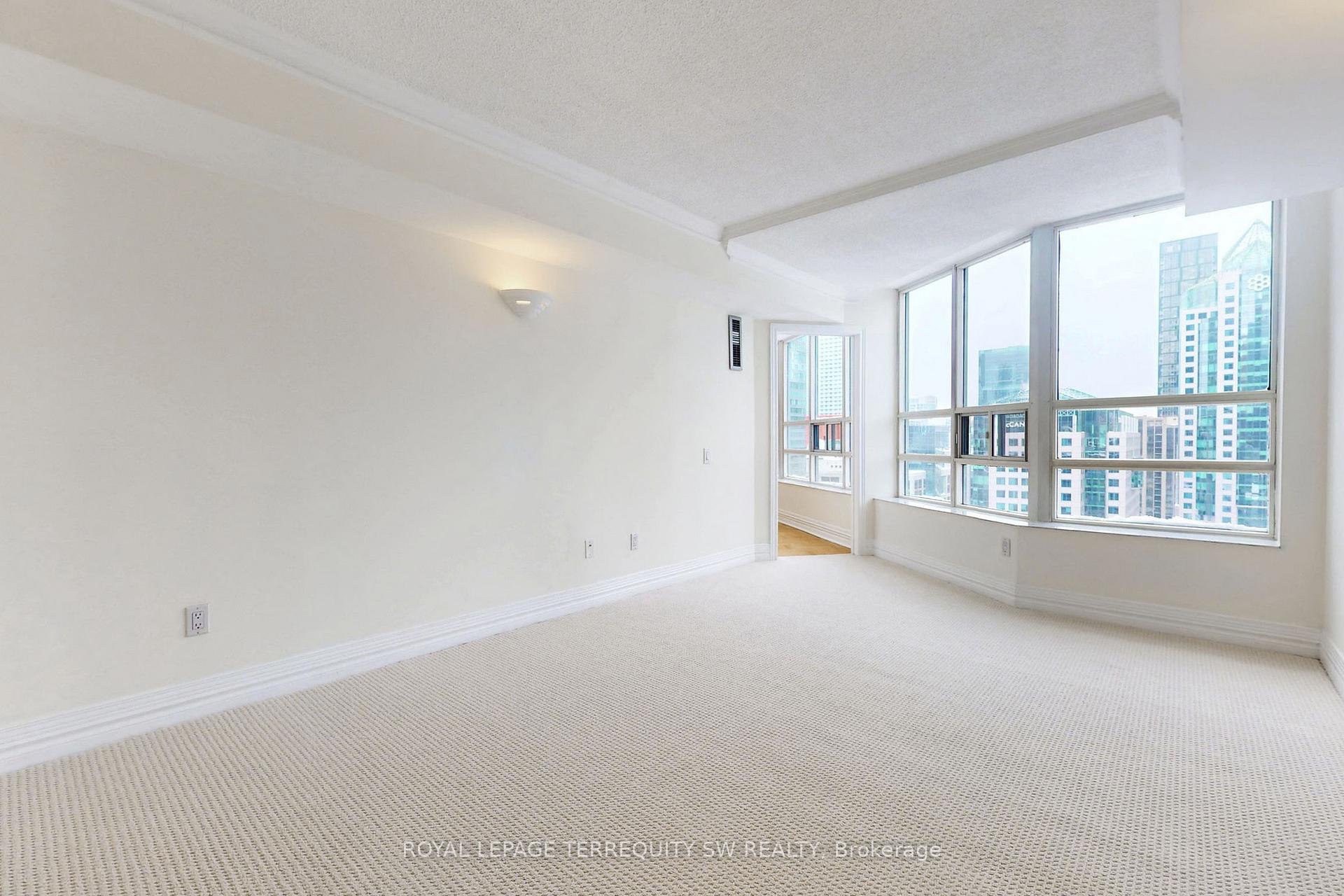 Photo 21 of Unit 2001, 71 Simcoe Street, Toronto, Bay Street Corridor — HOMEH