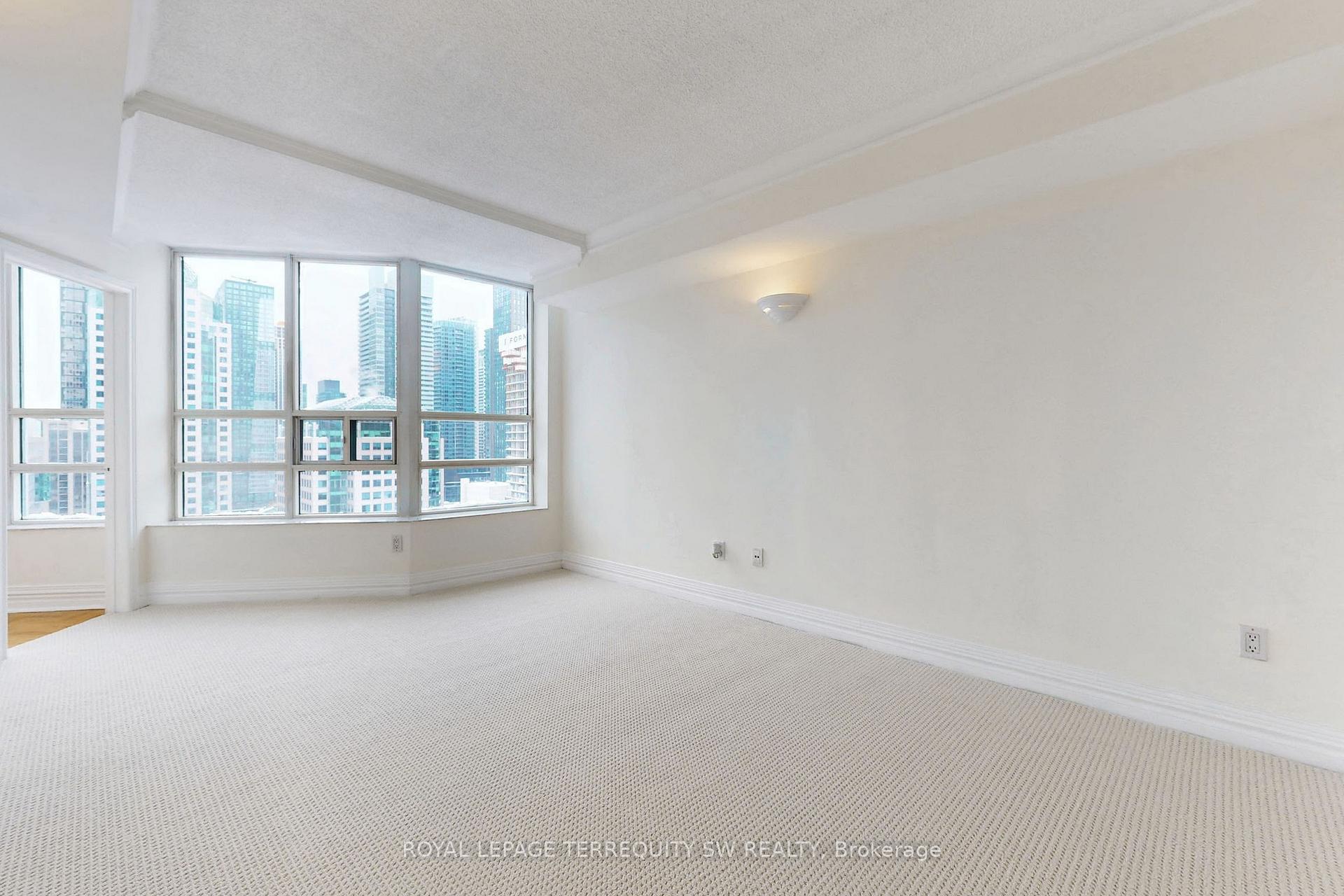 Photo 23 of Unit 2001, 71 Simcoe Street, Toronto, Bay Street Corridor — HOMEH