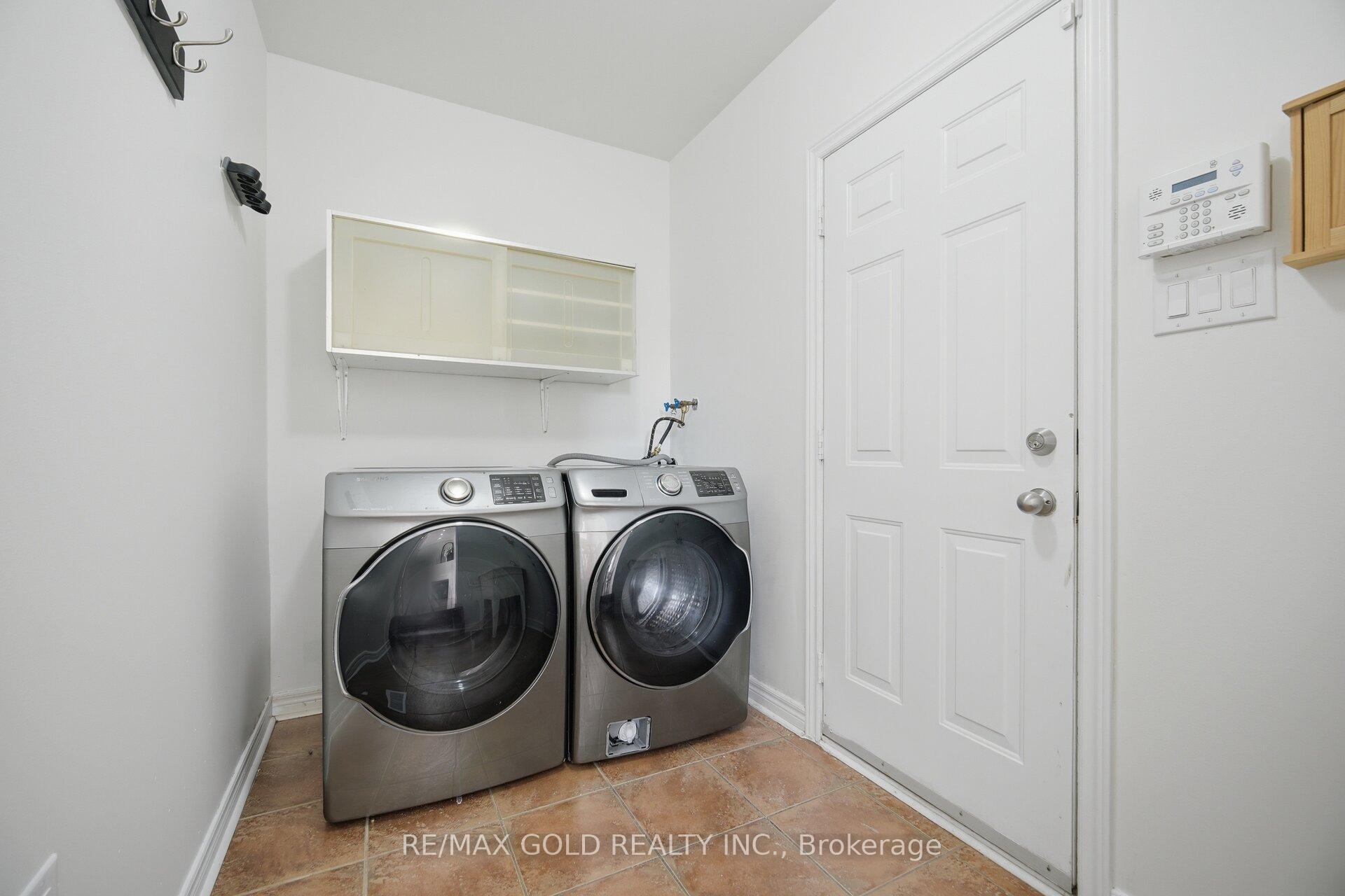 Photo 16 of 32 Ness Road, Brampton, Bram West — HOMEH
