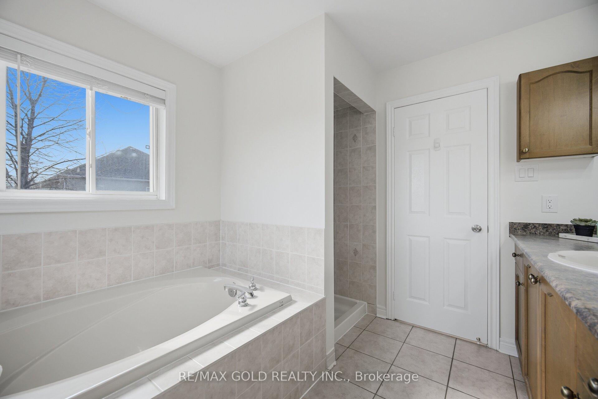 Photo 25 of 32 Ness Road, Brampton, Bram West — HOMEH