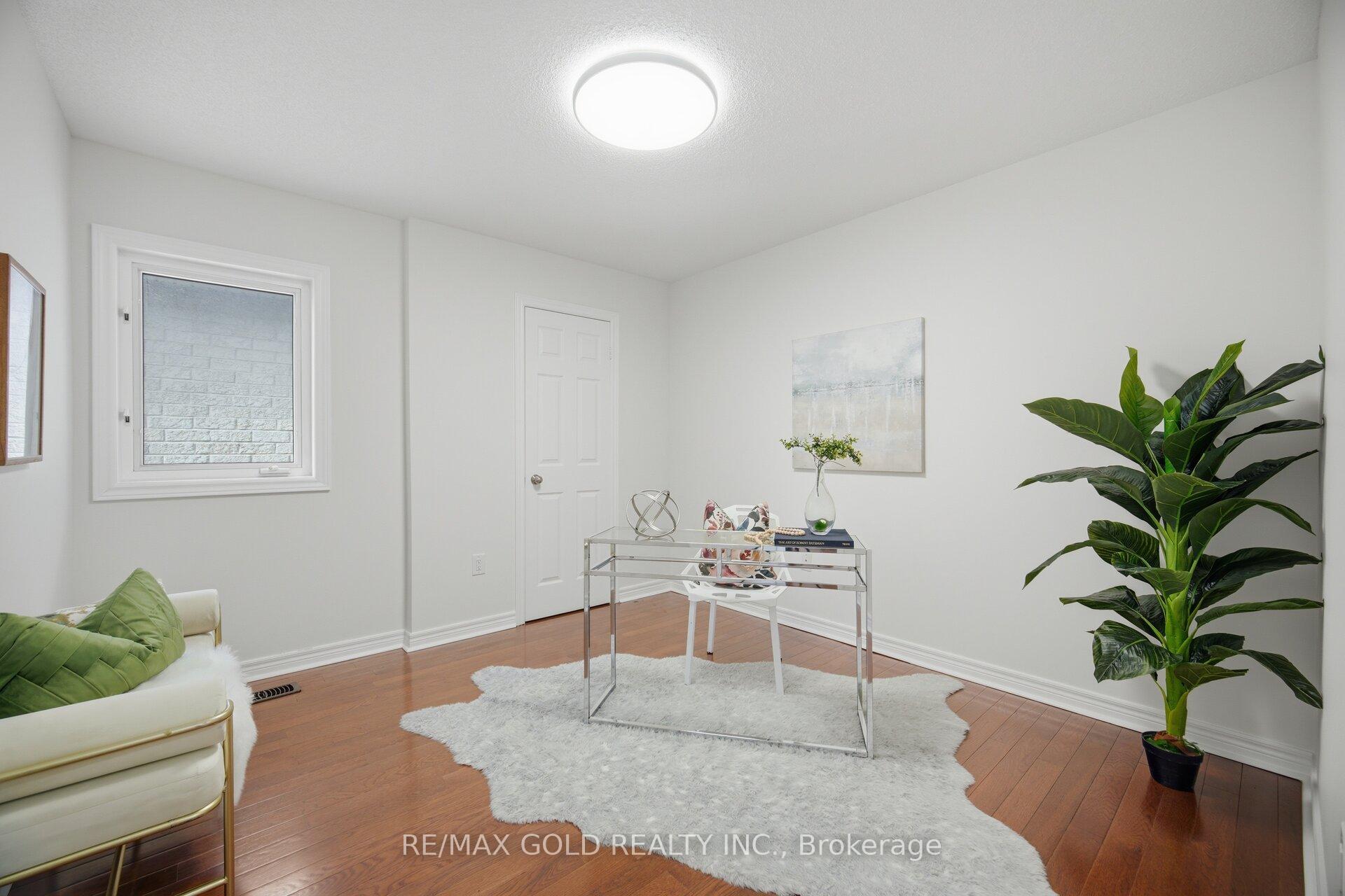 Photo 29 of 32 Ness Road, Brampton, Bram West — HOMEH