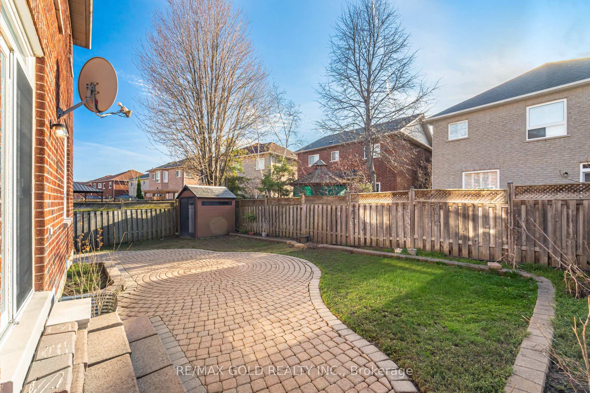 Photo 43 of 32 Ness Road, Brampton, Bram West — HOMEH