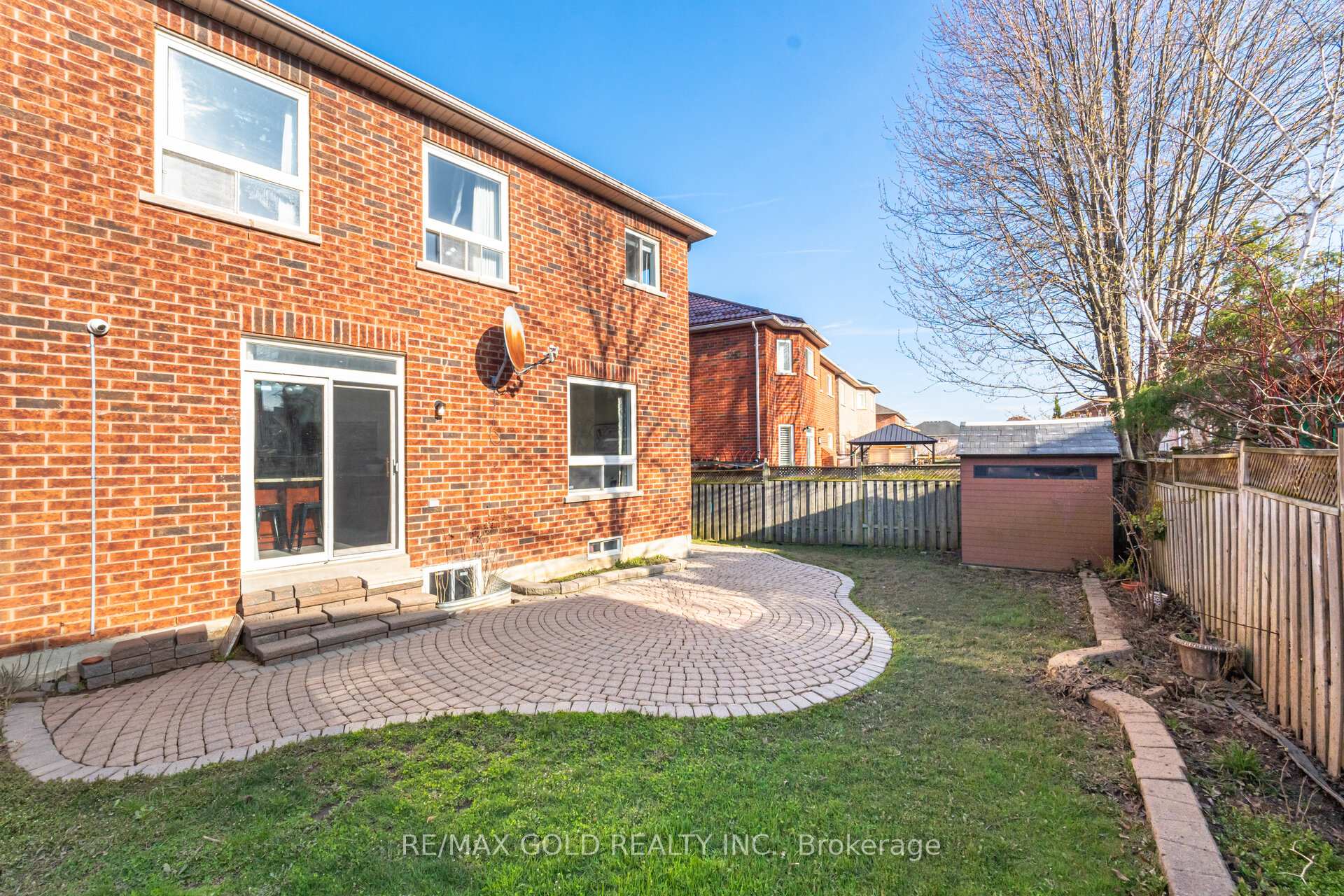 Photo 44 of 32 Ness Road, Brampton, Bram West — HOMEH