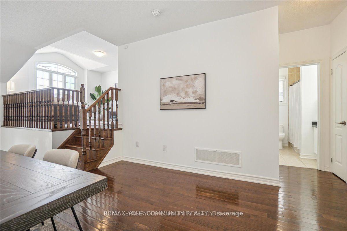 Photo 9 of 2172 Dawson Crescent, Innisfil, Alcona — HOMEH