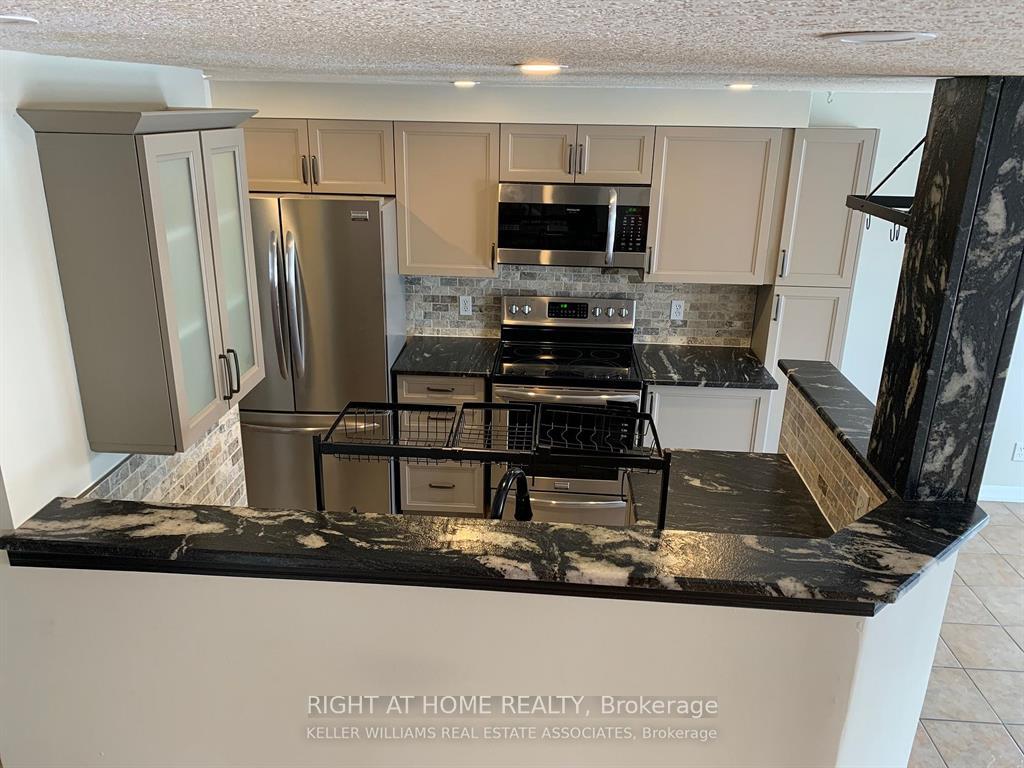 Photo 2 of 55 Activa Avenue, Kitchener, Larentian West — HOMEH