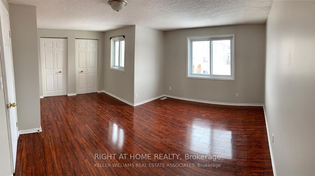 Photo 5 of 55 Activa Avenue, Kitchener, Larentian West — HOMEH