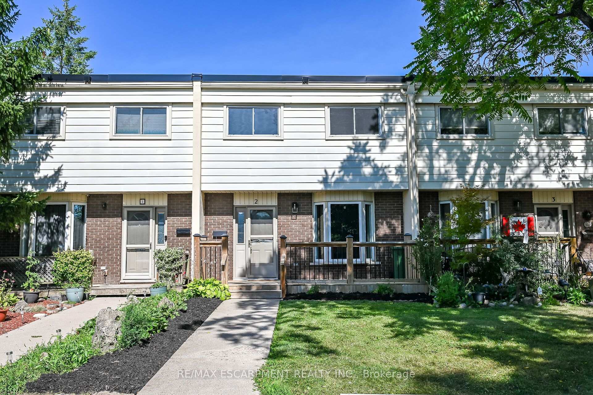 Photo 2 of Unit 2, 199 York Road, Hamilton, Dundas — HOMEH
