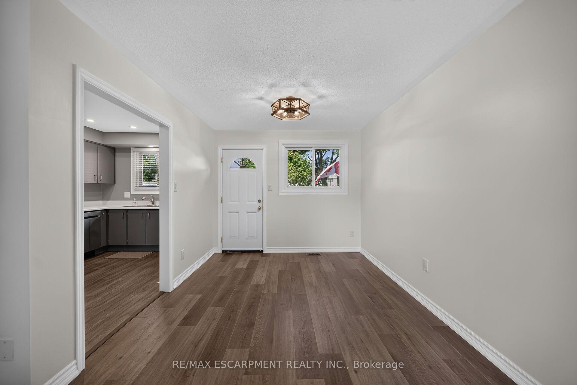 Photo 11 of Unit 2, 199 York Road, Hamilton, Dundas — HOMEH