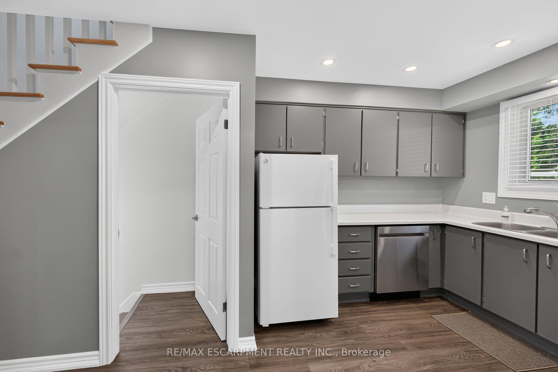 Photo 16 of Unit 2, 199 York Road, Hamilton, Dundas — HOMEH