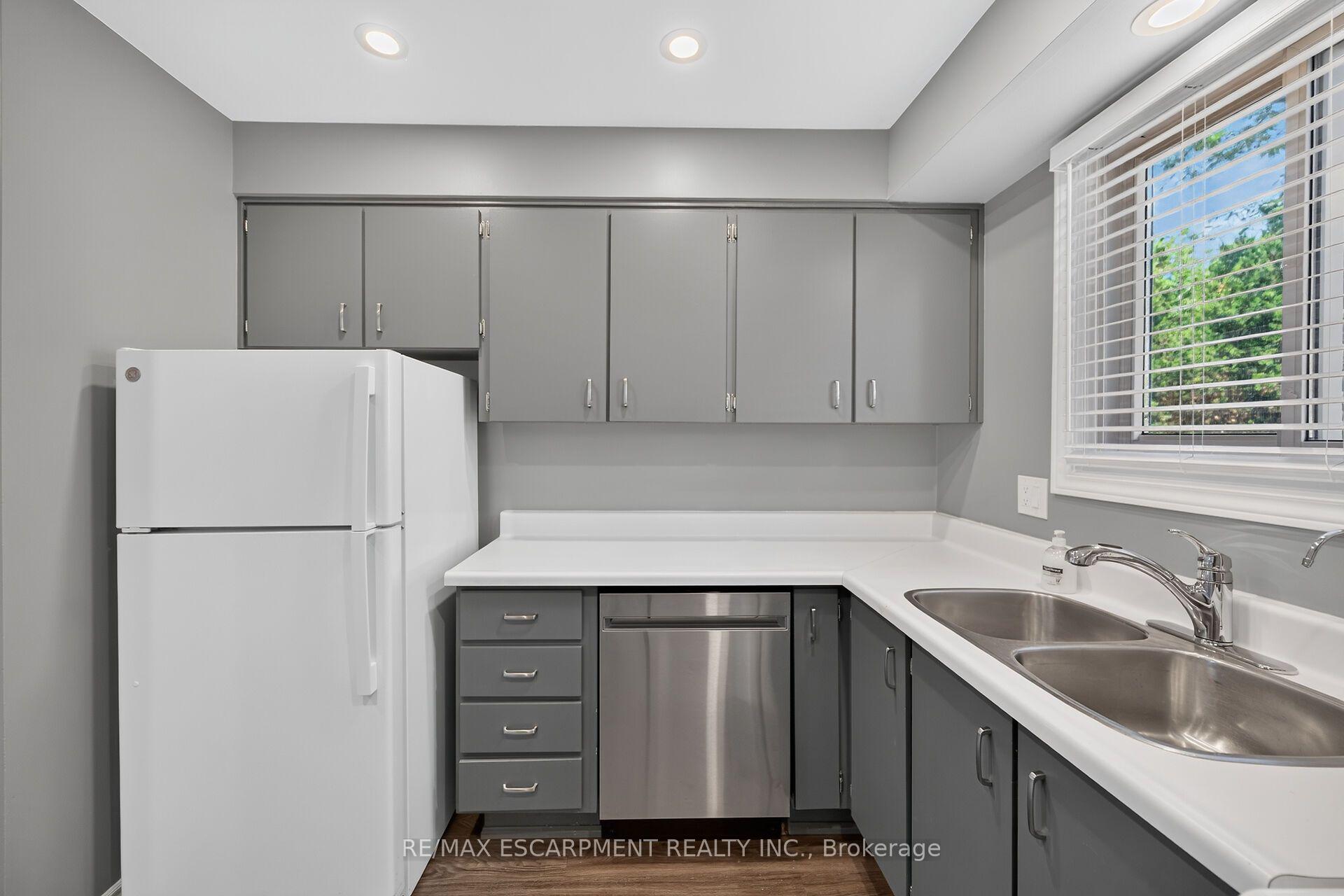 Photo 19 of Unit 2, 199 York Road, Hamilton, Dundas — HOMEH