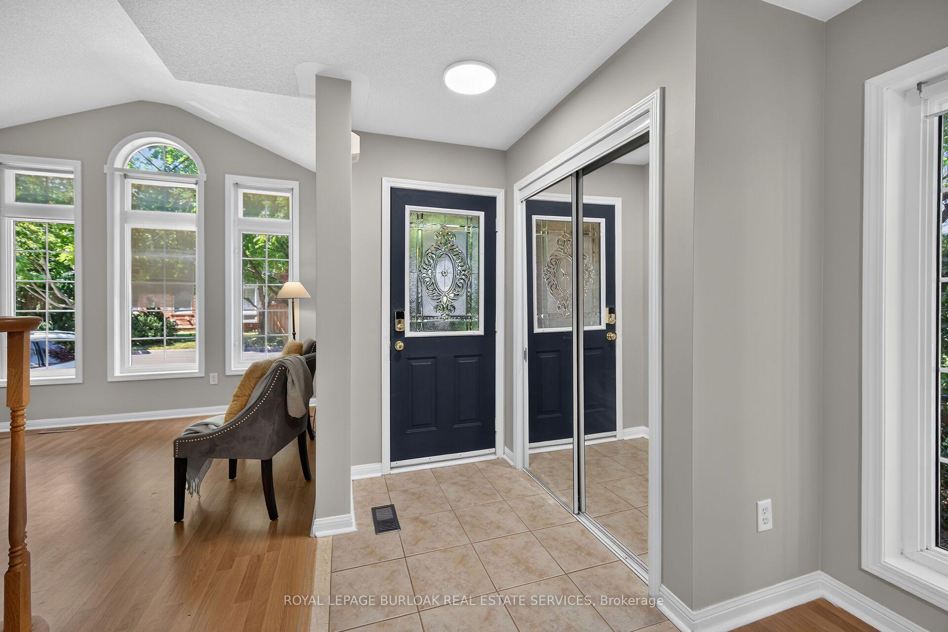 Photo 4 of 5660 Rosaline Road, Burlington, Orchard — HOMEH