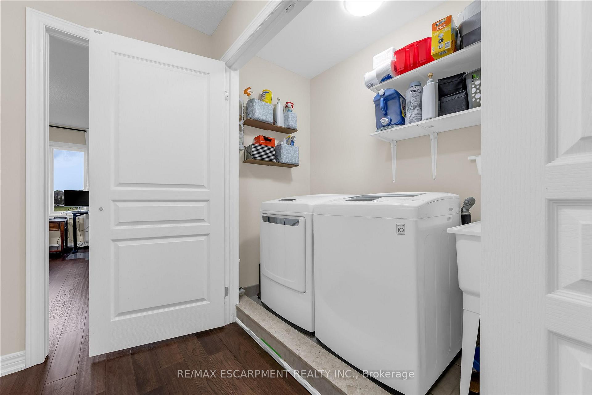 Photo 20 of Unit 13, 370 Stonehenge Drive, Hamilton, Meadowlands — HOMEH