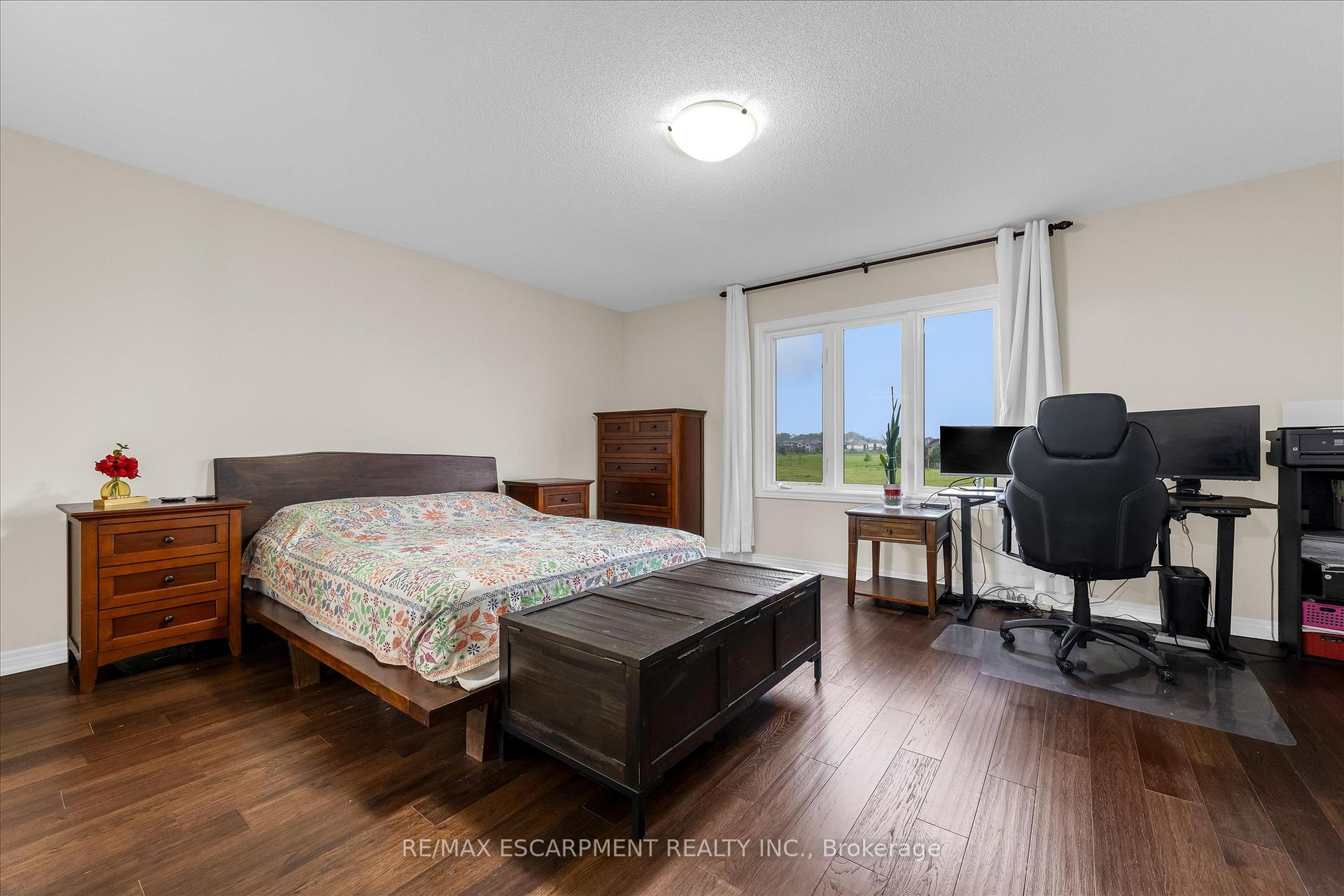 Photo 21 of Unit 13, 370 Stonehenge Drive, Hamilton, Meadowlands — HOMEH