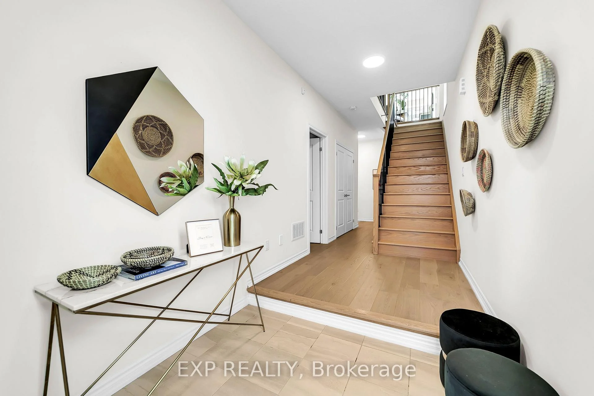 Photo 14 of 8 Hammersmith Lane, Markham, Victoria Square — HOMEH