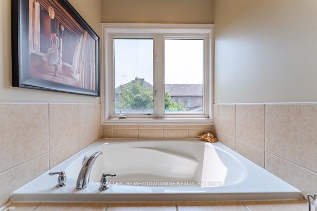Photo 45 of 150 McCready Drive, Milton, Scott — HOMEH