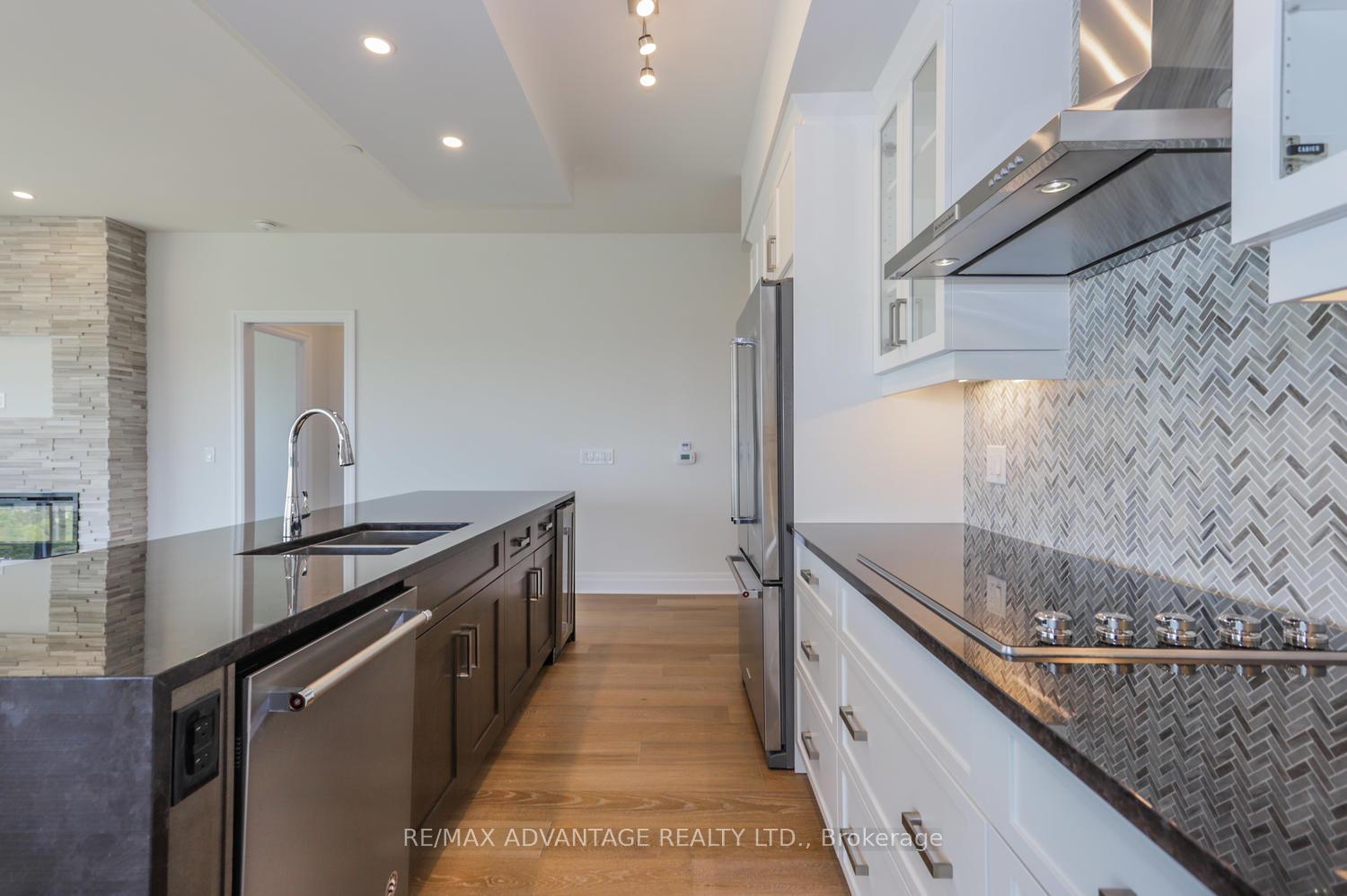 Photo 8 of Unit 2701, 505 Talbot Street, London, East F — HOMEH
