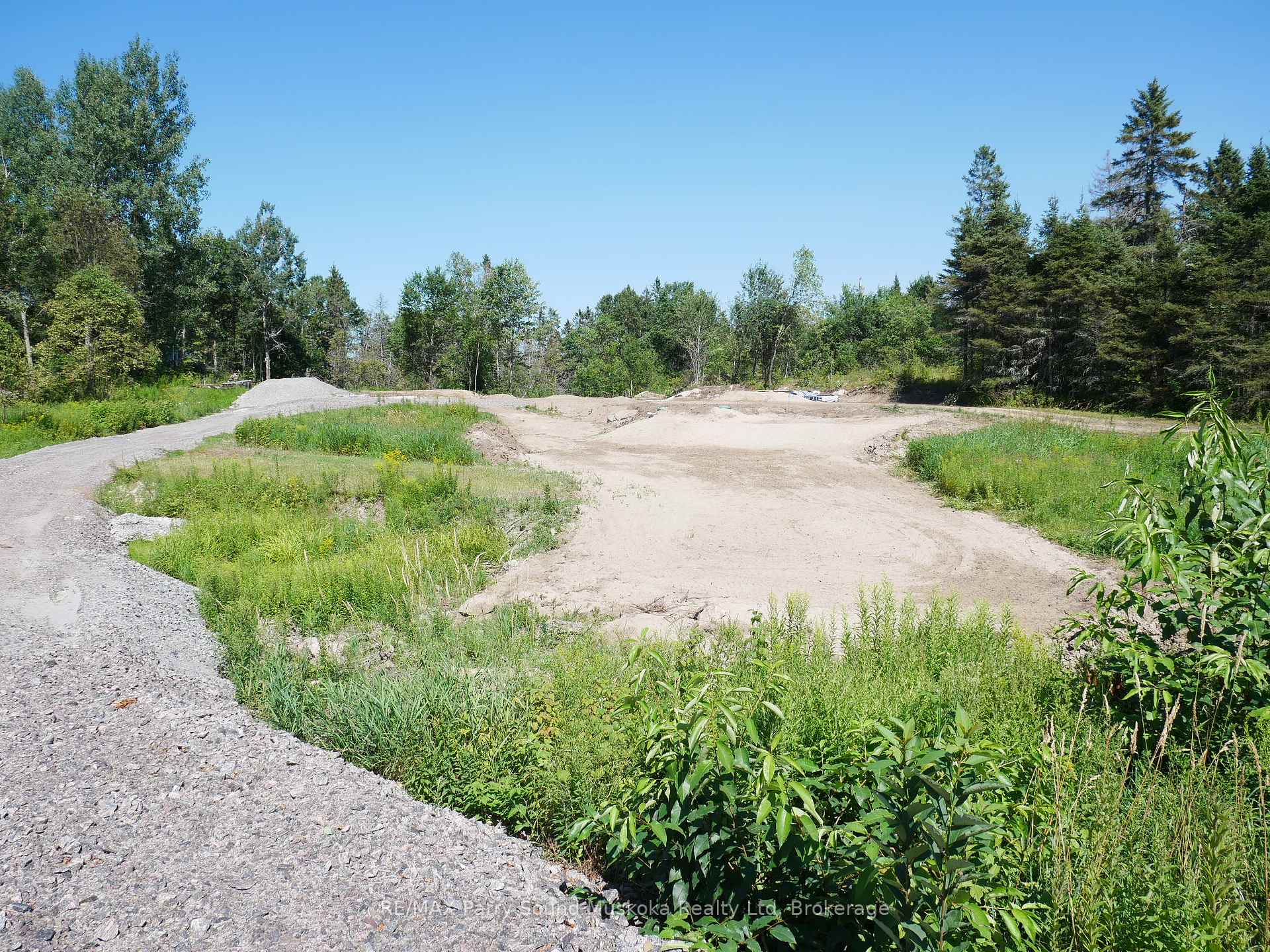 Photo 2 of 69 Miller Road, Magnetawan — HOMEH