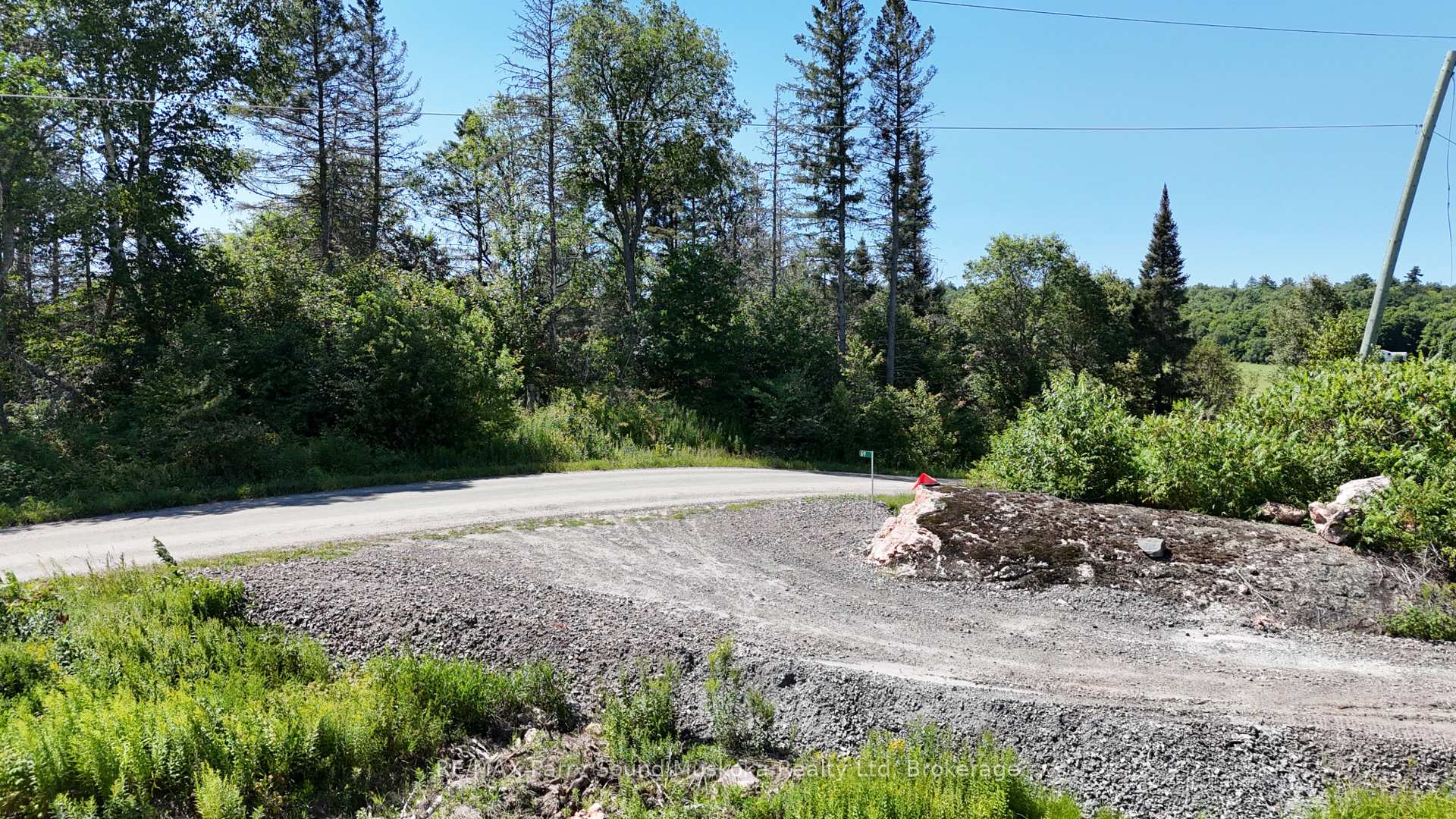 Photo 12 of 69 Miller Road, Magnetawan — HOMEH