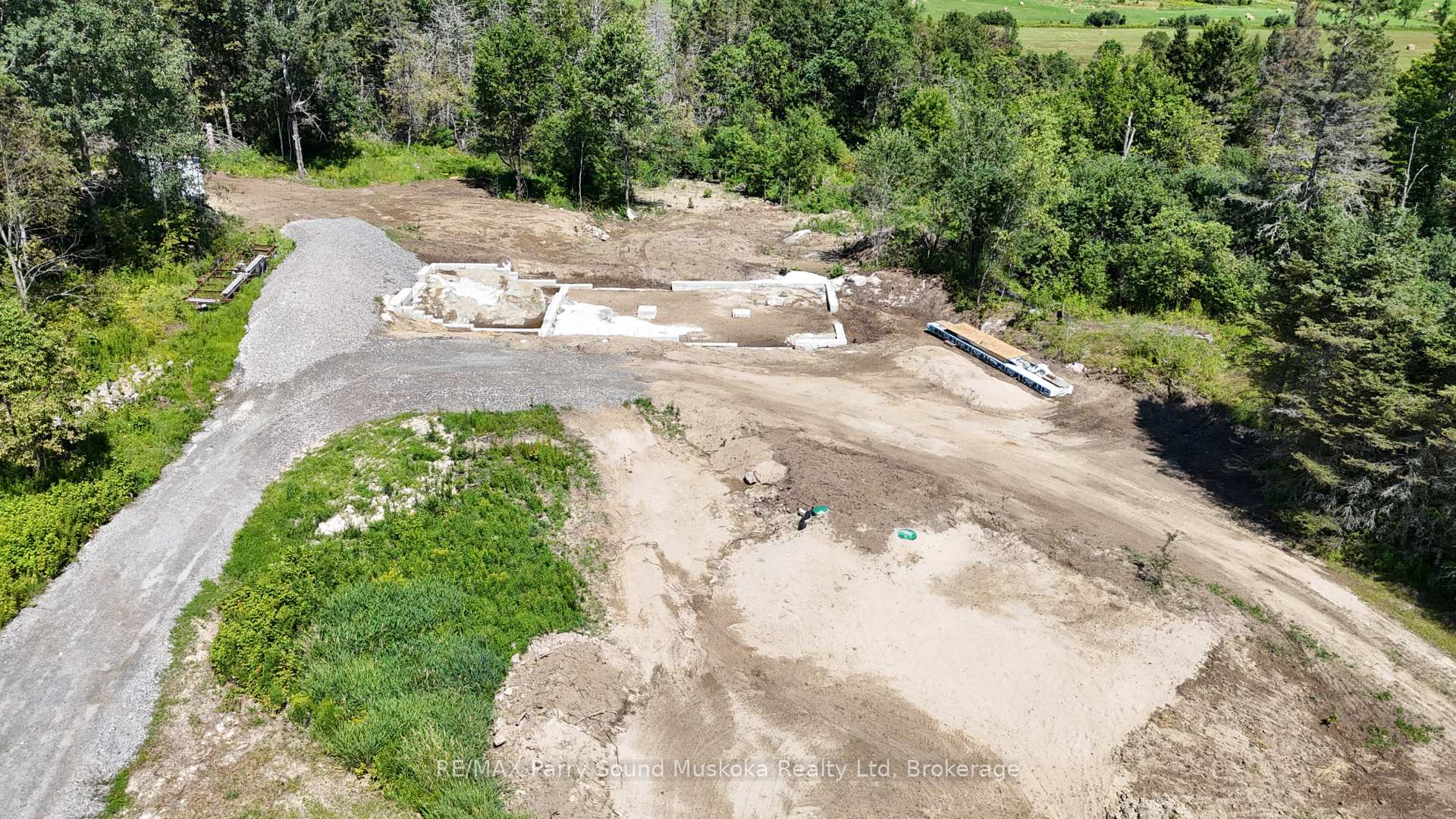 Photo 22 of 69 Miller Road, Magnetawan — HOMEH