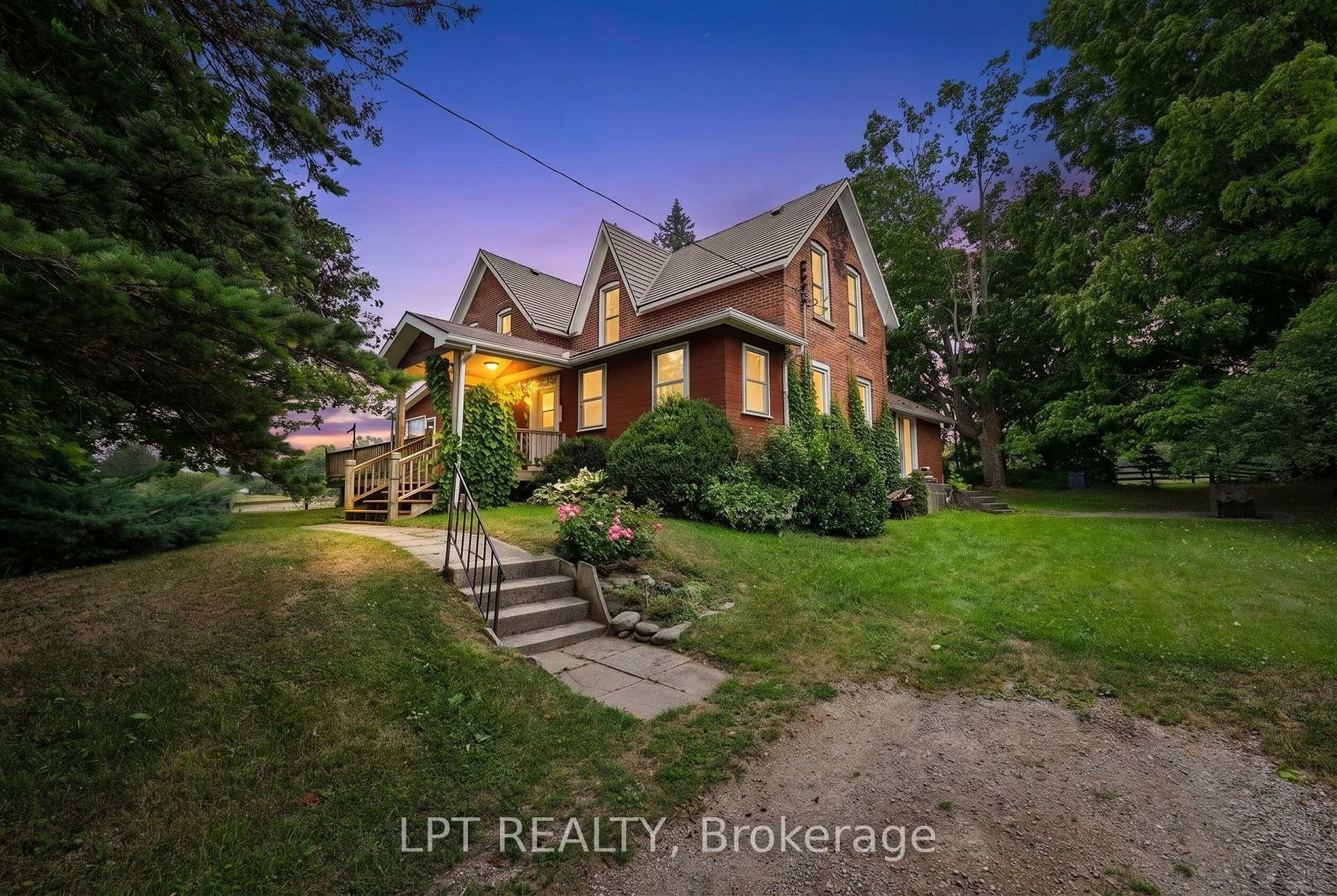 Photo 6 of 416476 10TH Line S, Blue Mountains — HOMEH
