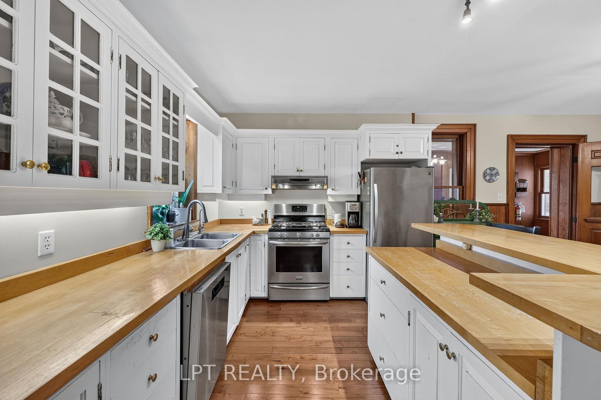 Photo 15 of 416476 10TH Line S, Blue Mountains — HOMEH