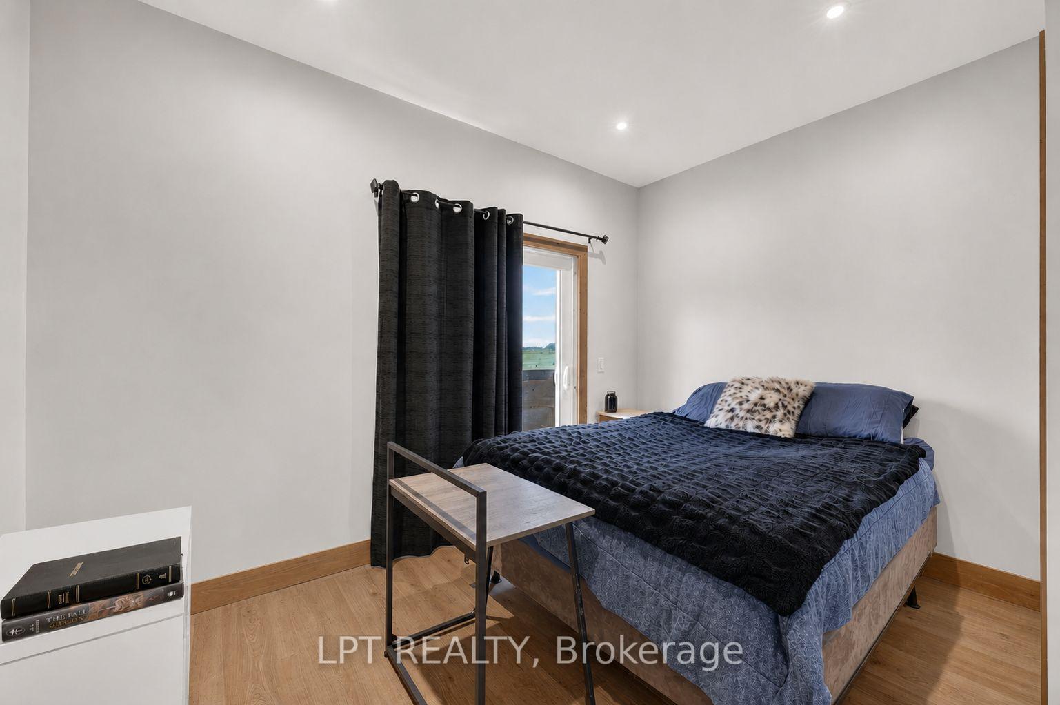 Photo 57 of 416476 10TH Line S, Blue Mountains — HOMEH