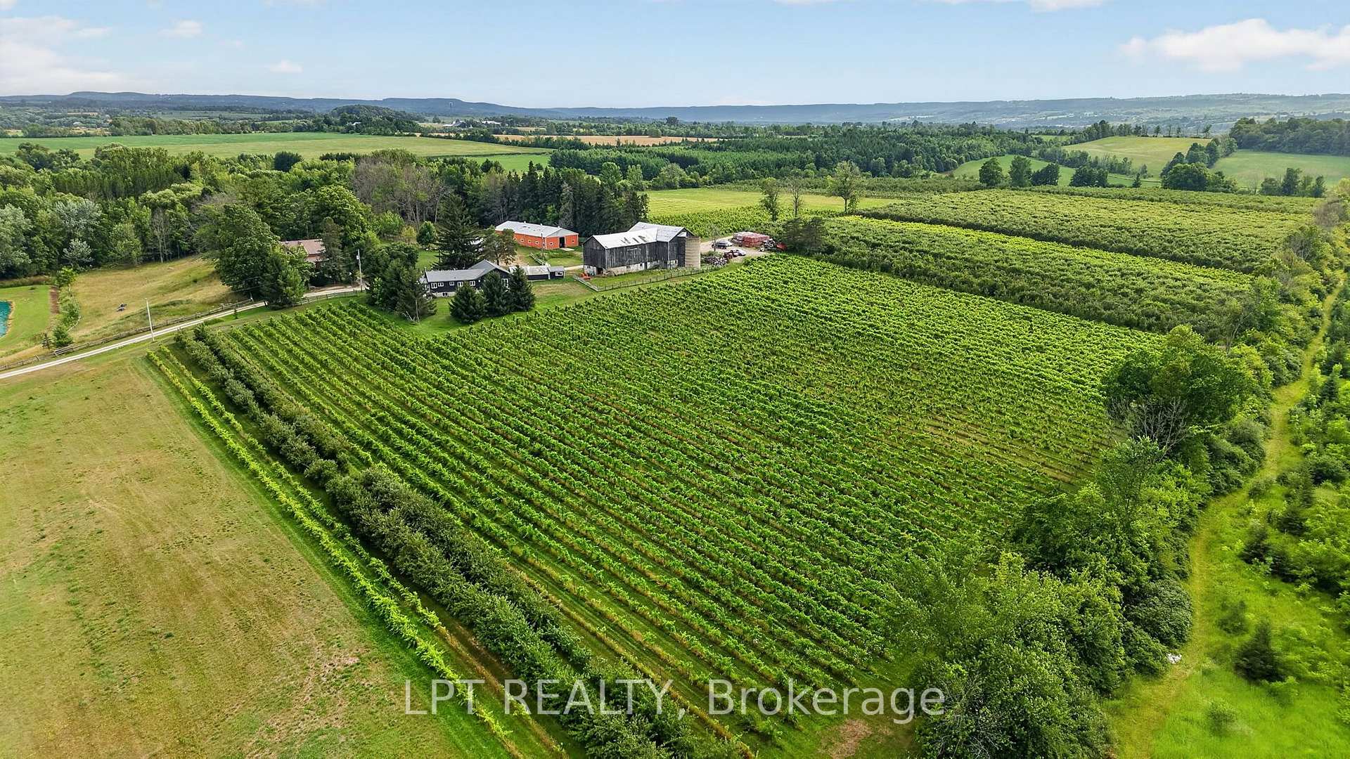 Photo 85 of 416476 10TH Line S, Blue Mountains — HOMEH