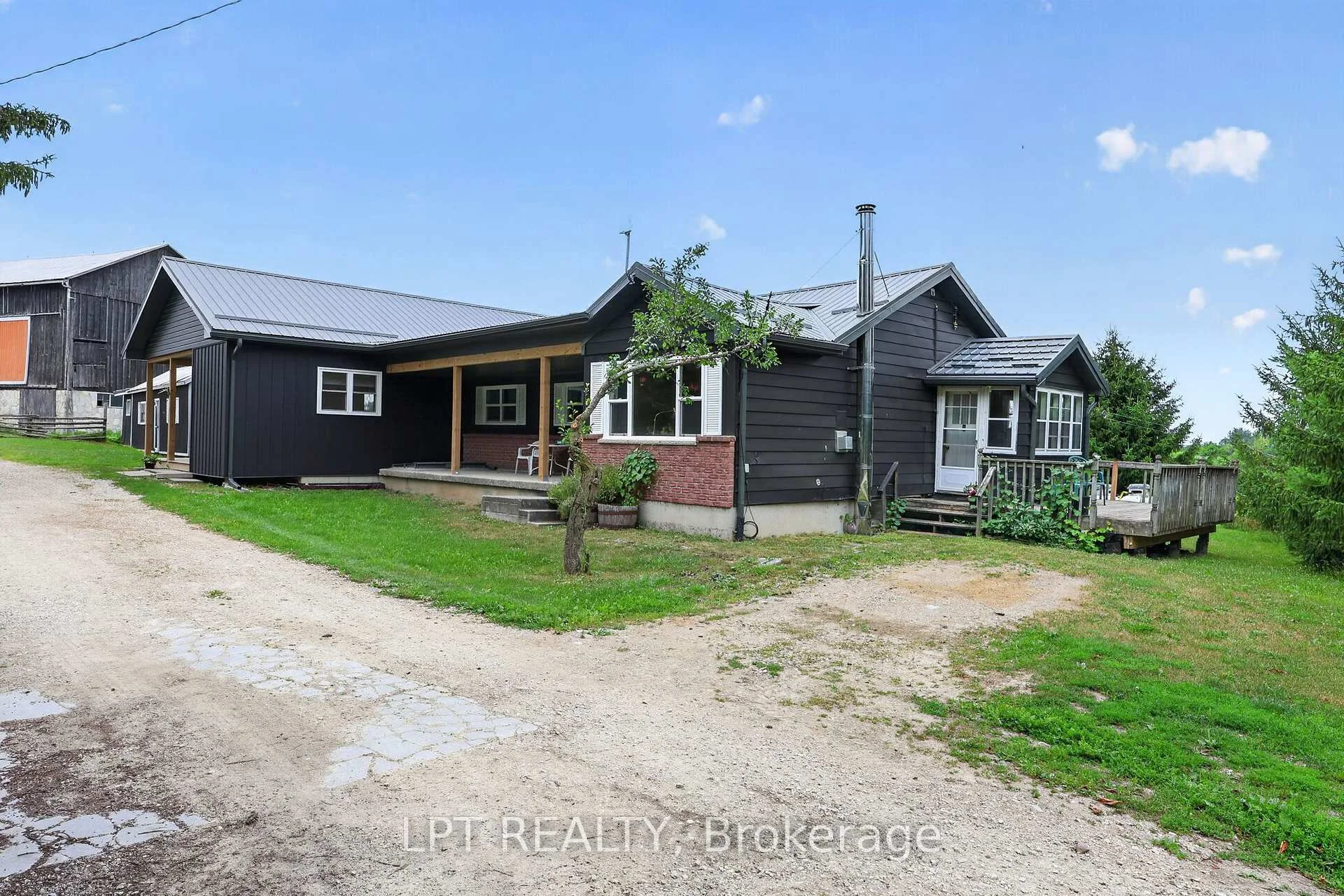 Photo 70 of 416476 10TH Line S, Blue Mountains — HOMEH