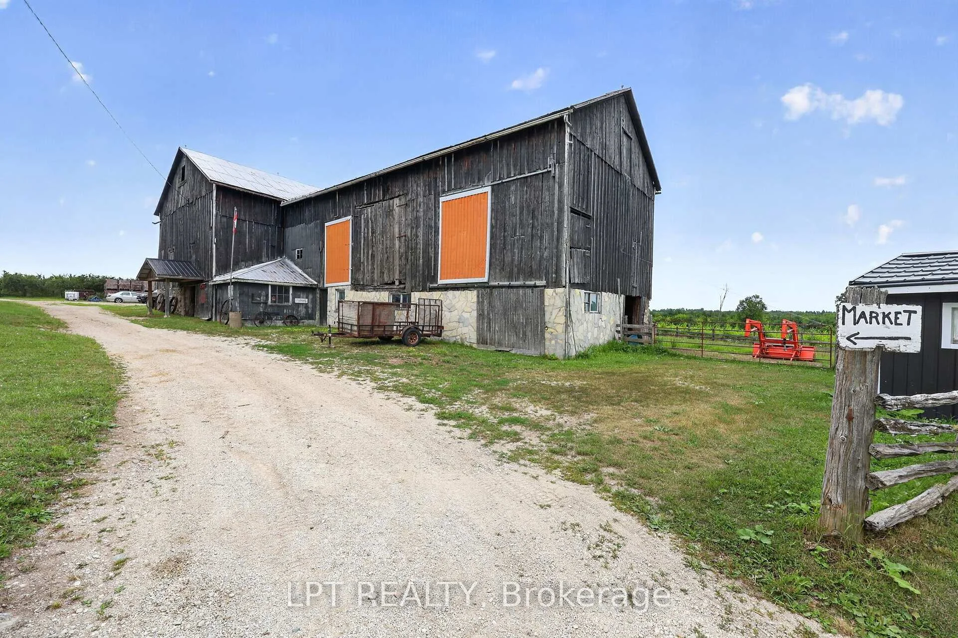 Photo 77 of 416476 10TH Line S, Blue Mountains — HOMEH