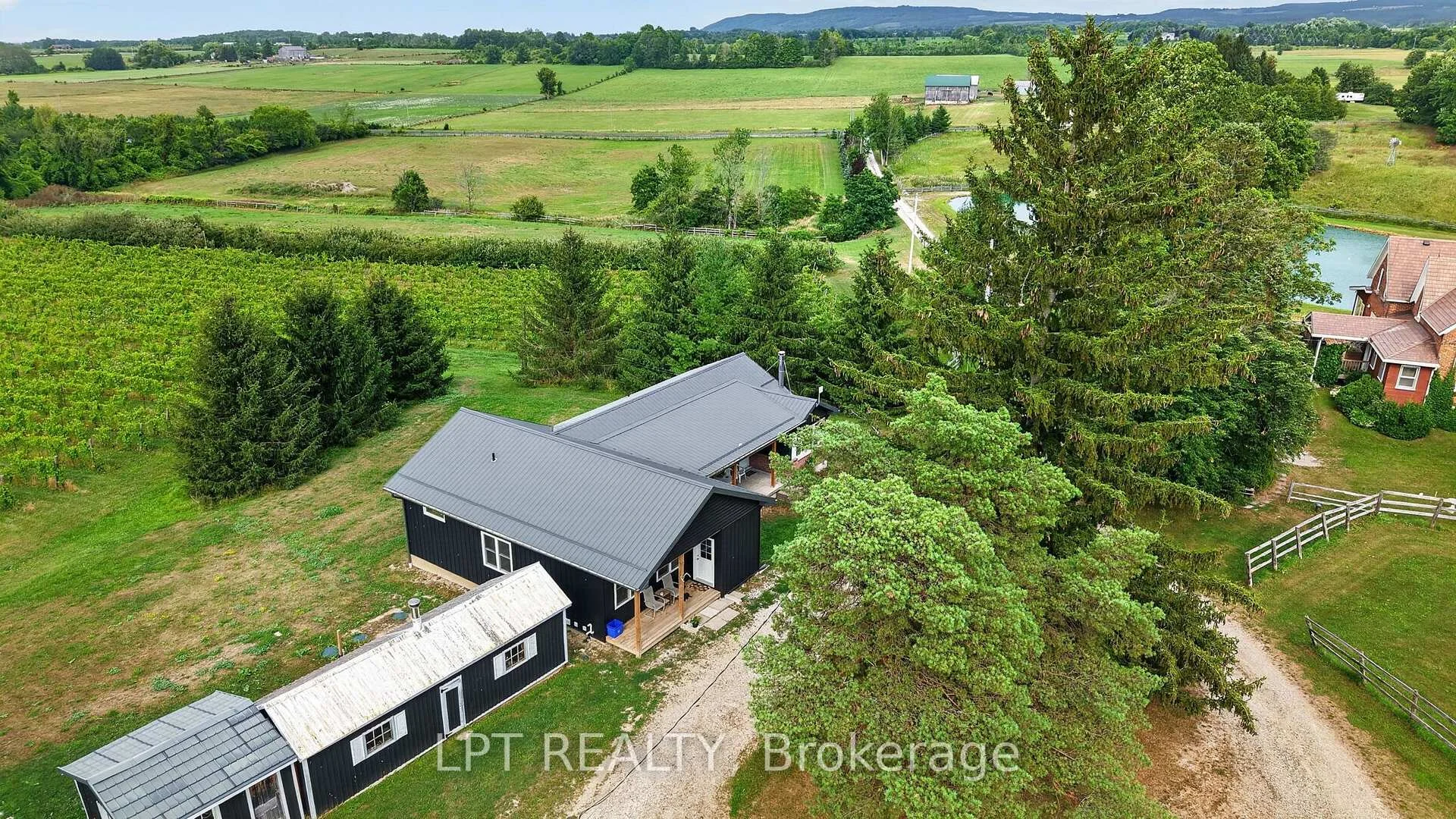 Photo 82 of 416476 10TH Line S, Blue Mountains — HOMEH