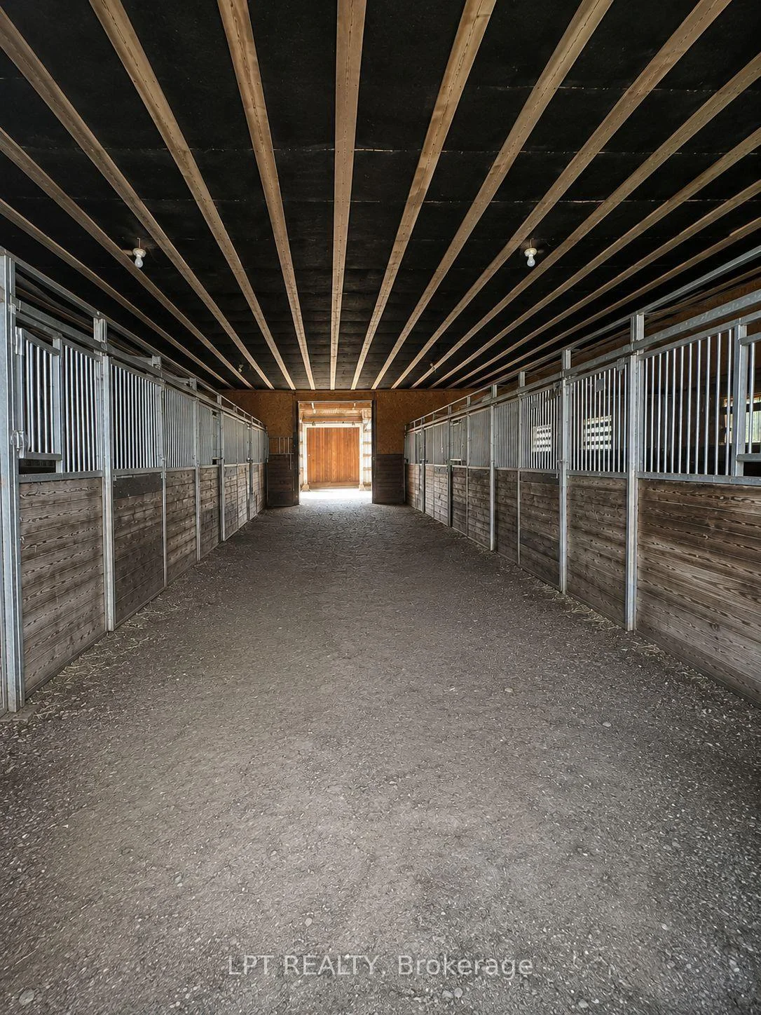 Photo 89 of 416476 10TH Line S, Blue Mountains — HOMEH