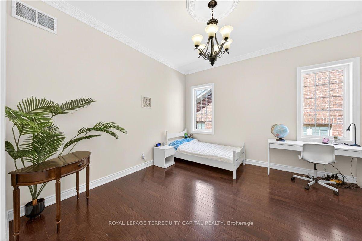 Photo 30 of 147 Lady Nadia Drive, Vaughan, Maple — HOMEH