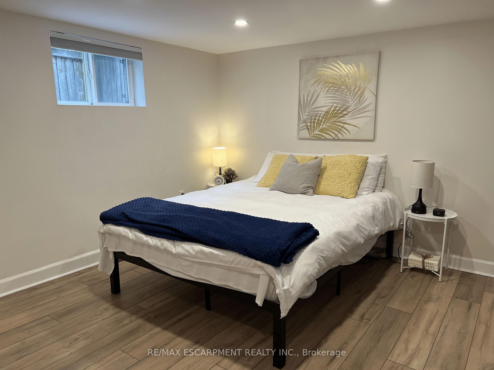 Photo 6 of Unit LOWER, 4 Sunning Hill Avenue, Hamilton, Sunninghill — HOMEH